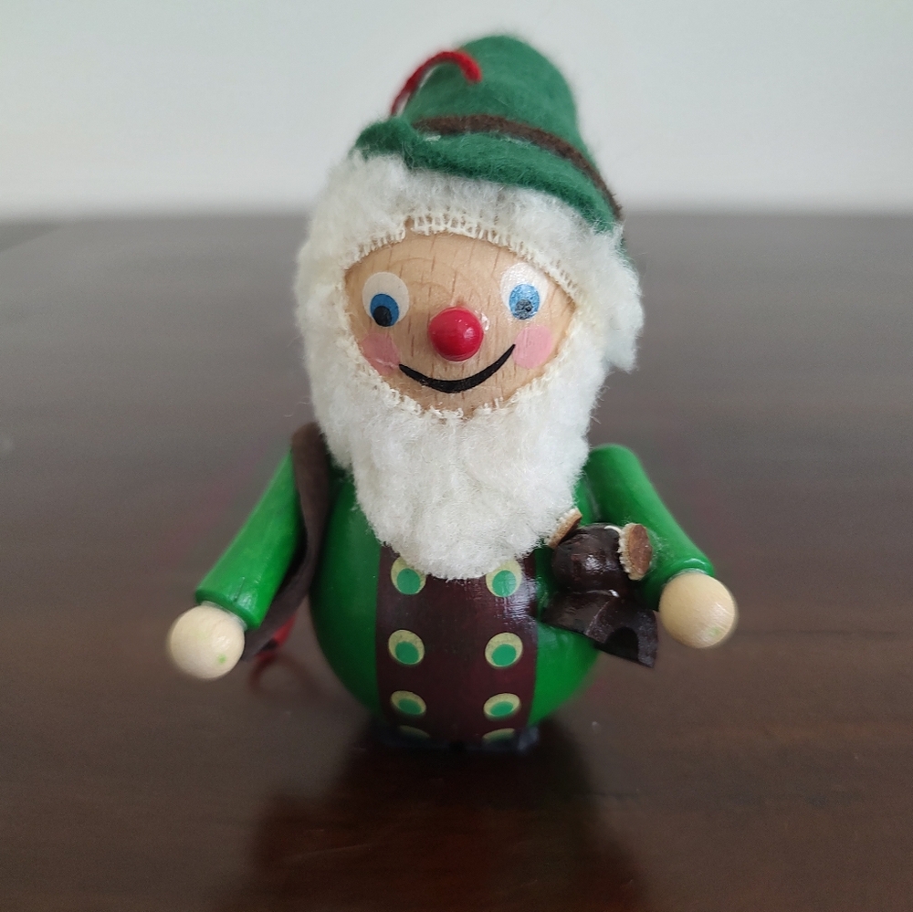 Vintage Steinbach Christmas Ornament Hunter With Dog German Wood
